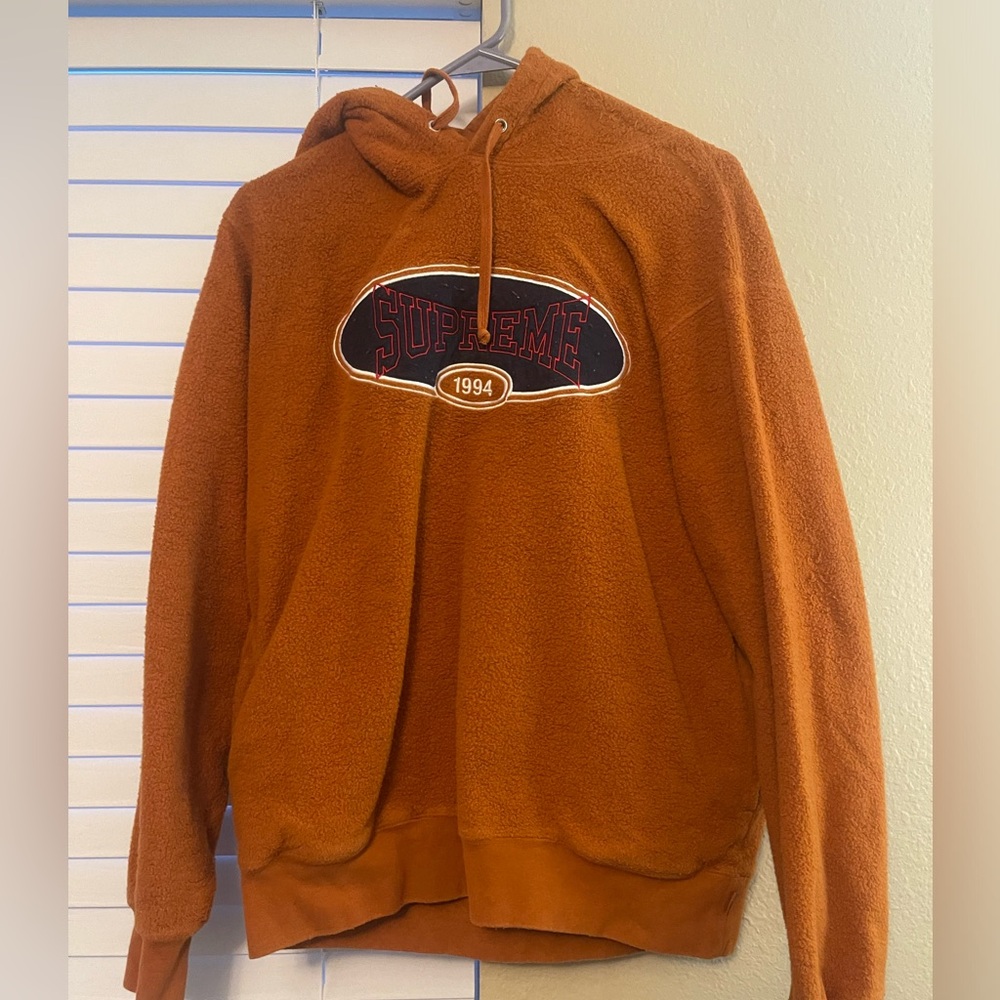Supreme Hoodie